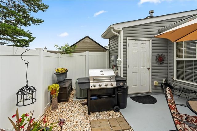 808 Chesapeake Lane, Archdale, NC 27263