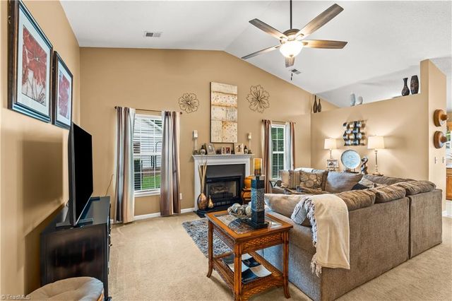 808 Chesapeake Lane, Archdale, NC 27263