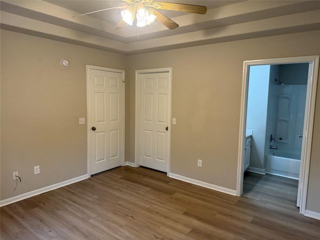 174 E Sunset Drive, Onalaska, TX 77360