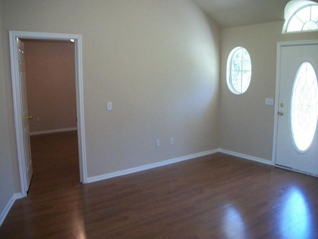 174 E Sunset Drive, Onalaska, TX 77360