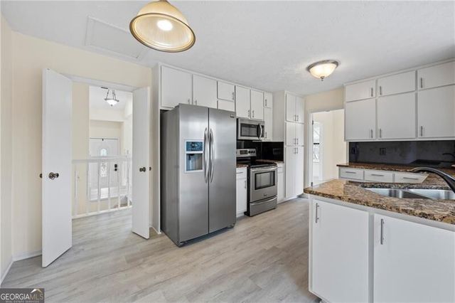 3032 Ross Road, Snellville, GA 30039