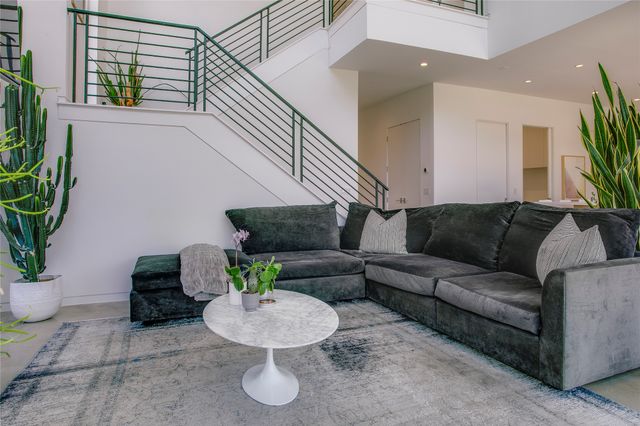 2215 Madera Street, Dallas, TX 75206