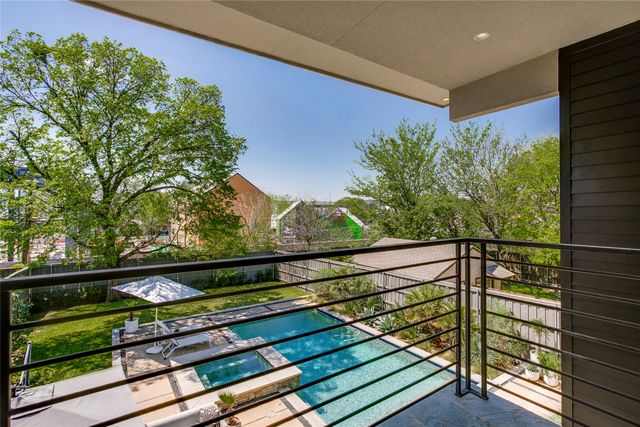 2215 Madera Street, Dallas, TX 75206