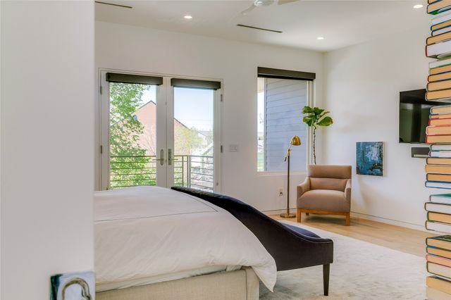 2215 Madera Street, Dallas, TX 75206