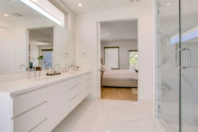 2215 Madera Street, Dallas, TX 75206