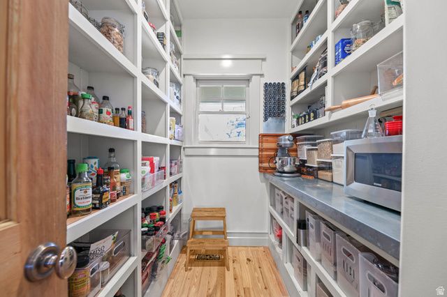 606 N LITTLE TREE CIR, Salt Lake City, UT 84108