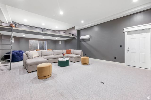 606 N LITTLE TREE CIR, Salt Lake City, UT 84108