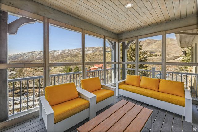 606 N LITTLE TREE CIR, Salt Lake City, UT 84108