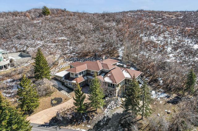 606 N LITTLE TREE CIR, Salt Lake City, UT 84108