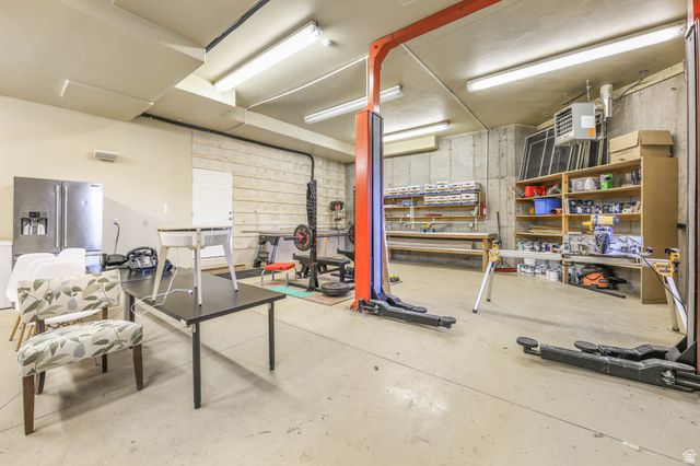 606 N LITTLE TREE CIR, Salt Lake City, UT 84108