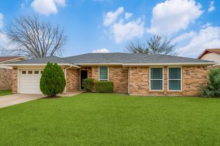 3425 Derby Circle, Bedford, TX 76021