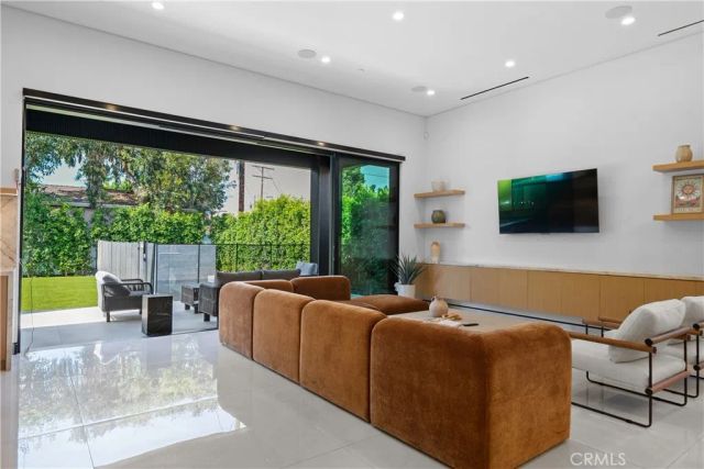 12507 Miranda, Valley Village, CA 91607
