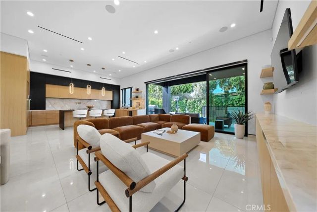 12507 Miranda, Valley Village, CA 91607