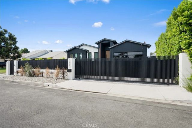12507 Miranda, Valley Village, CA 91607