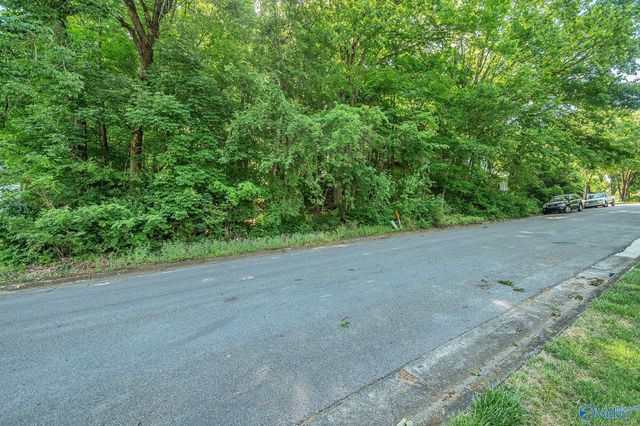 2108 Orba Drive NE, Huntsville, AL 35811
