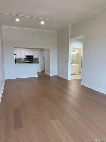 100 New Roc City Place 317, New Rochelle, NY 10801
