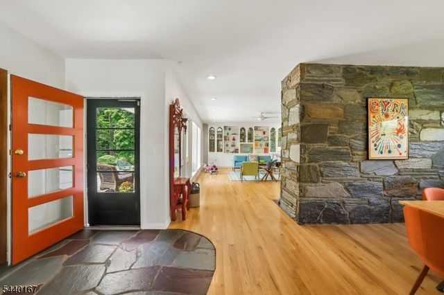 95 Yantacaw Brook Park, Montclair Twp., NJ 07043
