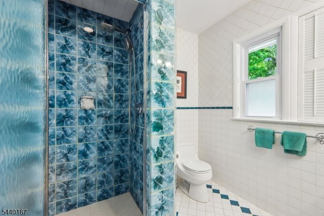 95 Yantacaw Brook Park, Montclair Twp., NJ 07043