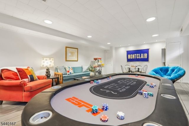 95 Yantacaw Brook Park, Montclair Twp., NJ 07043