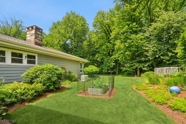 95 Yantacaw Brook Park, Montclair Twp., NJ 07043