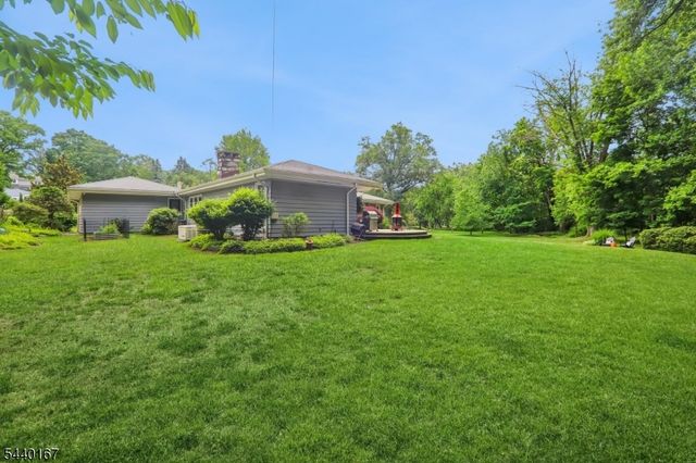 95 Yantacaw Brook Park, Montclair Twp., NJ 07043
