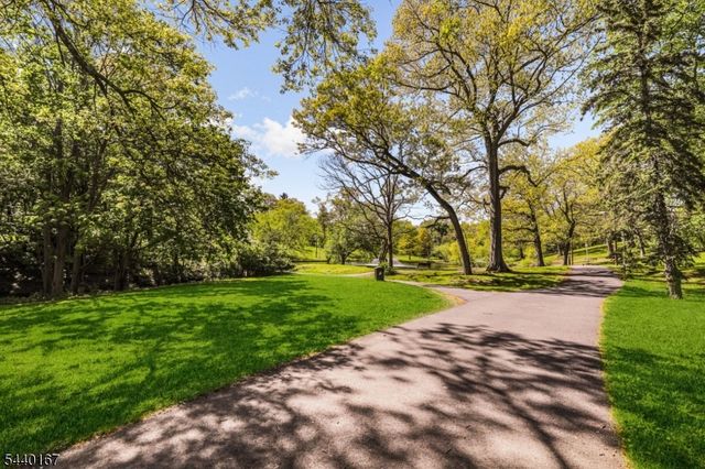 95 Yantacaw Brook Park, Montclair Twp., NJ 07043