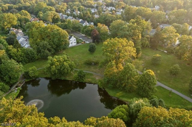 95 Yantacaw Brook Park, Montclair Twp., NJ 07043