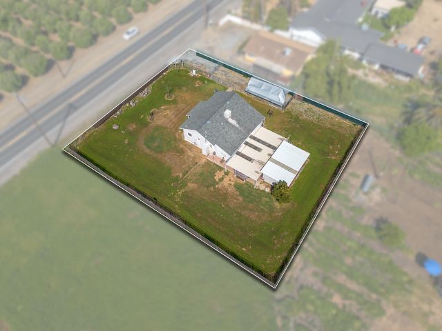 2120 S Kaweah Avenue, Exeter, CA 93221