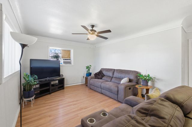 2120 S Kaweah Avenue, Exeter, CA 93221