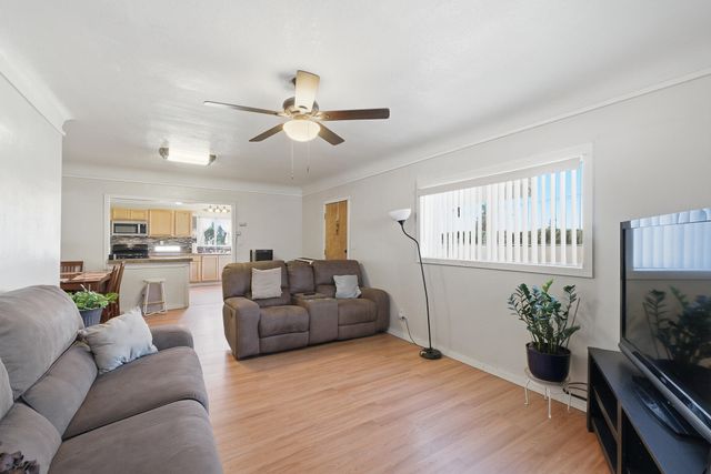 2120 S Kaweah Avenue, Exeter, CA 93221