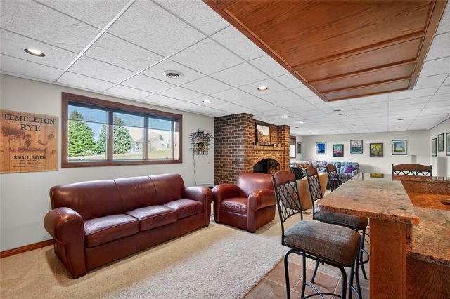 1002 SE 78th Street, Runnells, IA 50237