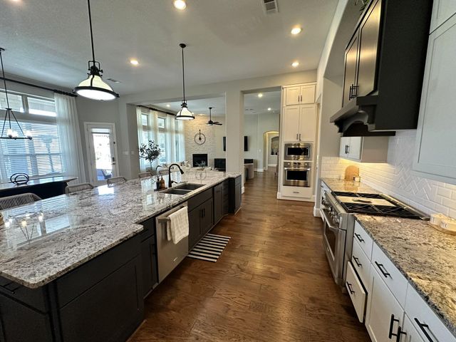 1804 Anna Way, Friendswood, TX 77546