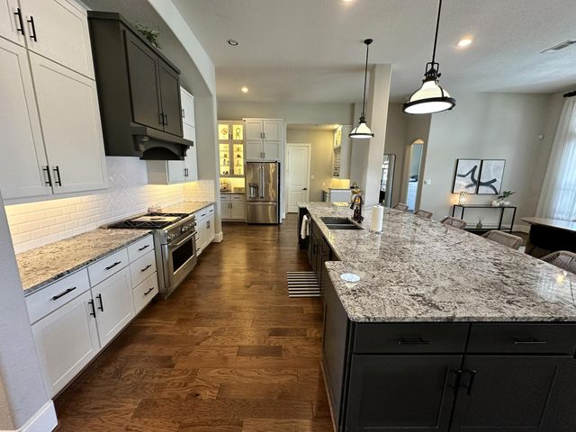 1804 Anna Way, Friendswood, TX 77546