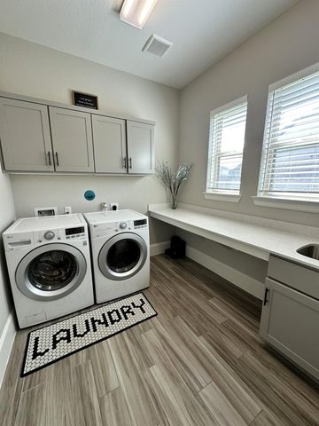 1804 Anna Way, Friendswood, TX 77546