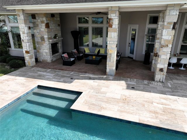 1804 Anna Way, Friendswood, TX 77546