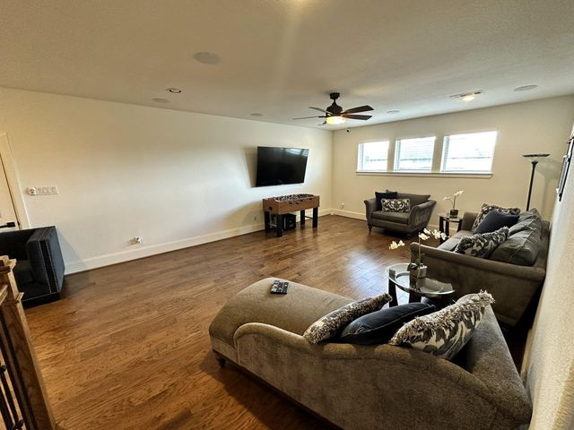 1804 Anna Way, Friendswood, TX 77546