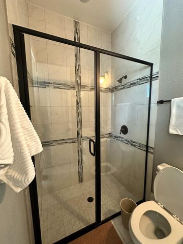 1804 Anna Way, Friendswood, TX 77546