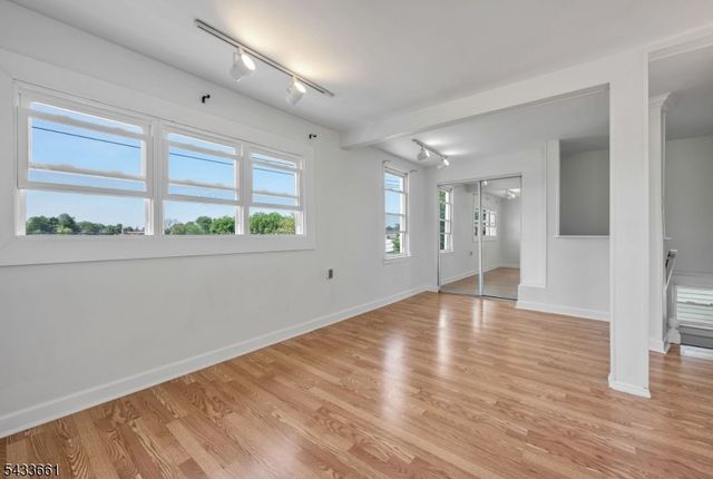 50 Chestnut St, Belleville Twp., NJ 07109
