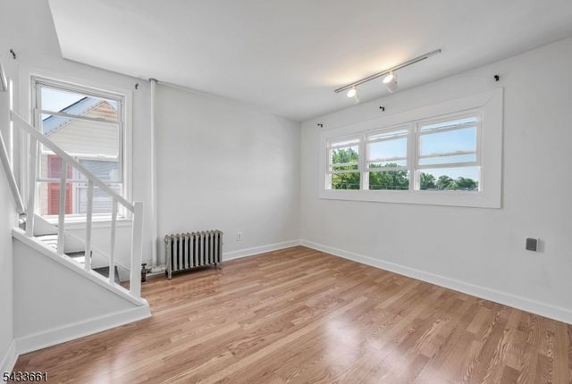 50 Chestnut St, Belleville Twp., NJ 07109