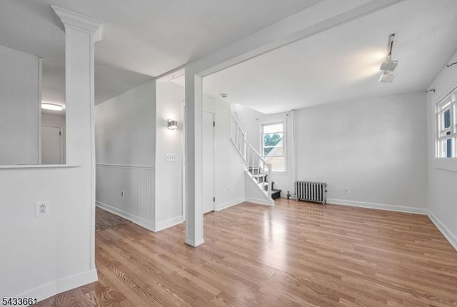 50 Chestnut St, Belleville Twp., NJ 07109