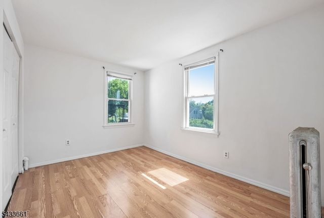 50 Chestnut St, Belleville Twp., NJ 07109