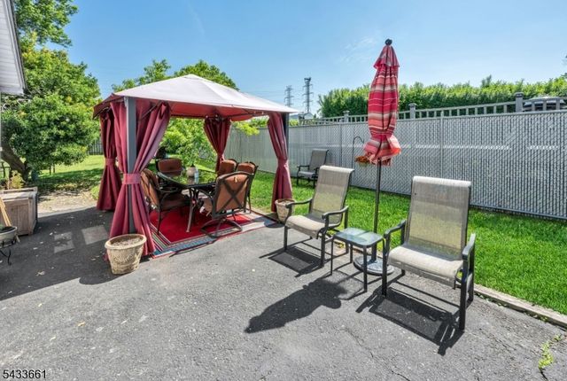 50 Chestnut St, Belleville Twp., NJ 07109