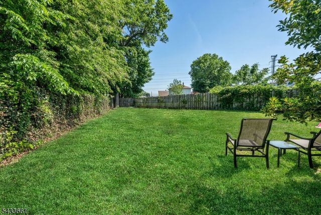 50 Chestnut St, Belleville Twp., NJ 07109