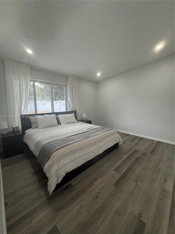 5482 S Lakewood Cir S B, Margate, FL 33063