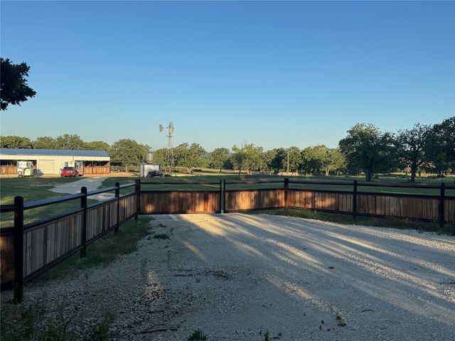 800 Private Road 1485B, Hico, TX 76457