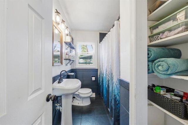 7714 W 66TH Terrace, Mission, KS 66202