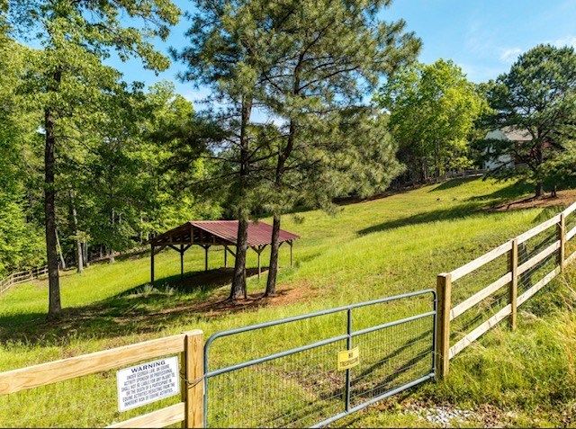 178 Windy Valley Lane, Blue Ridge, GA 30513