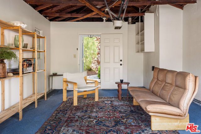 22051 Celes Street, Woodland Hills (los Angeles), CA 91364