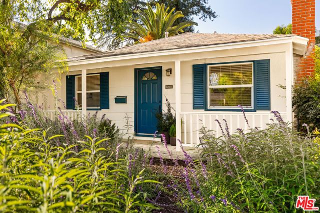 22051 Celes Street, Woodland Hills (los Angeles), CA 91364