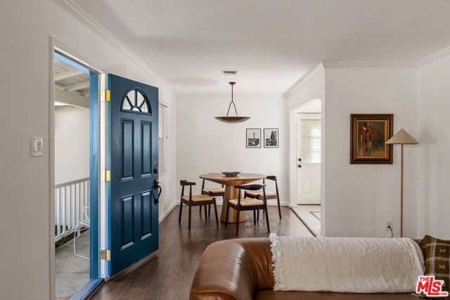 22051 Celes Street, Woodland Hills (los Angeles), CA 91364